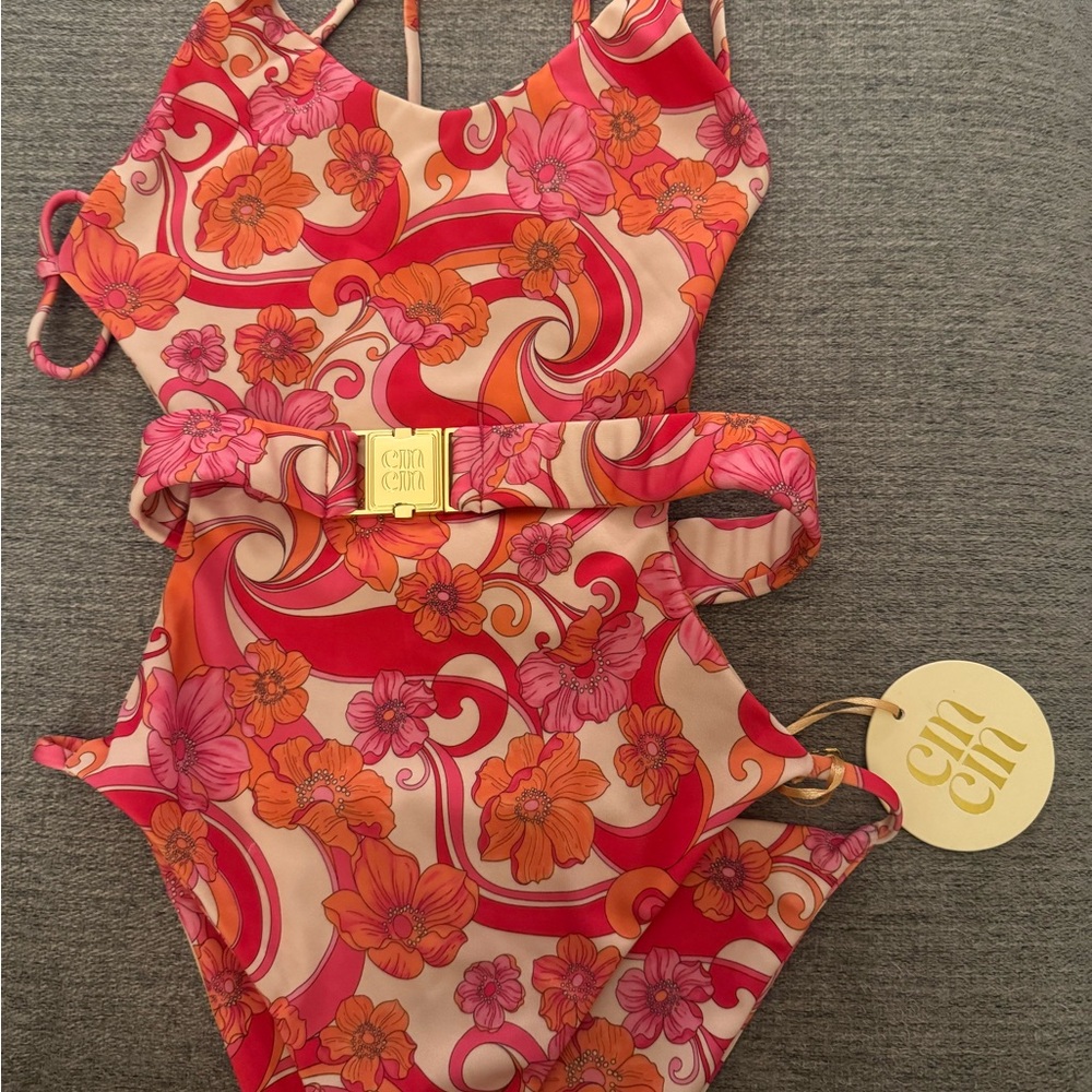 CIN CIN bond belted one piece swimwear - size small